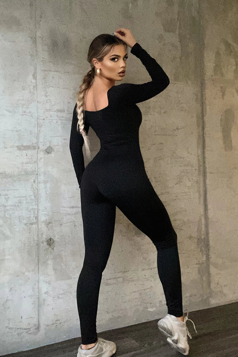 SABRINA LONG SLEEVE JUMPSUIT (BLACK)