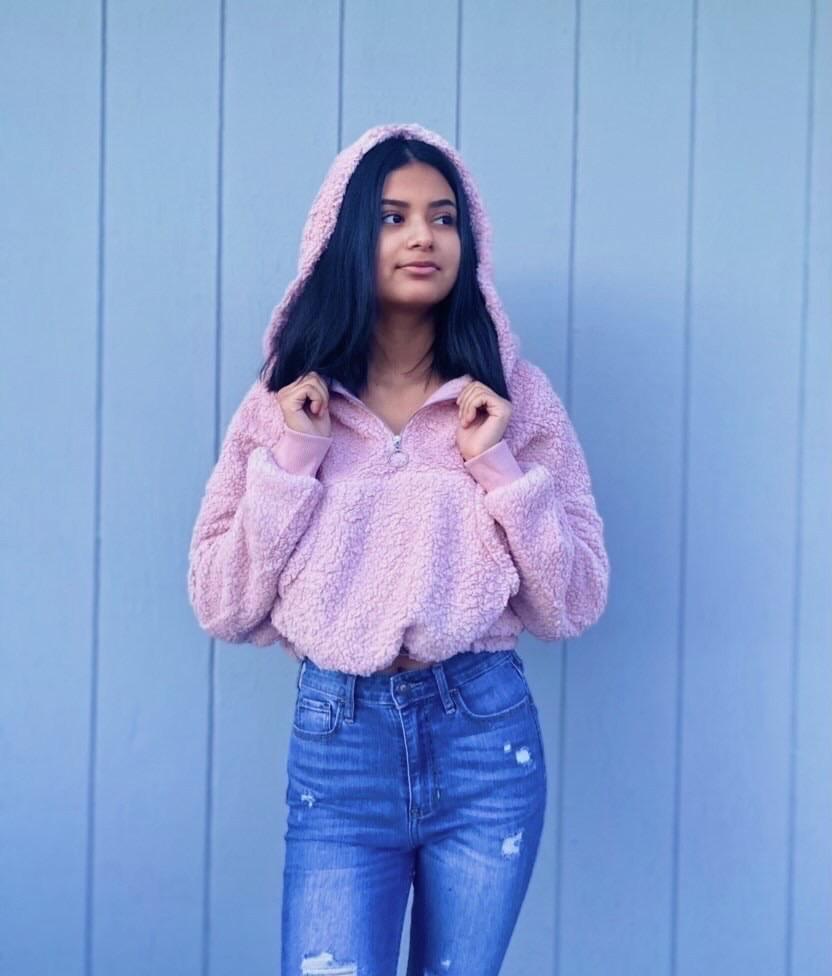 COZY NIGHTS TEDDY SWEATER (PINK) Outerwear LARGE 